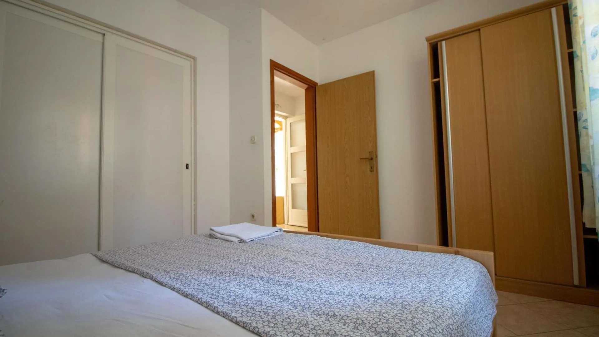 Apartments Petar Maksan Pakostane