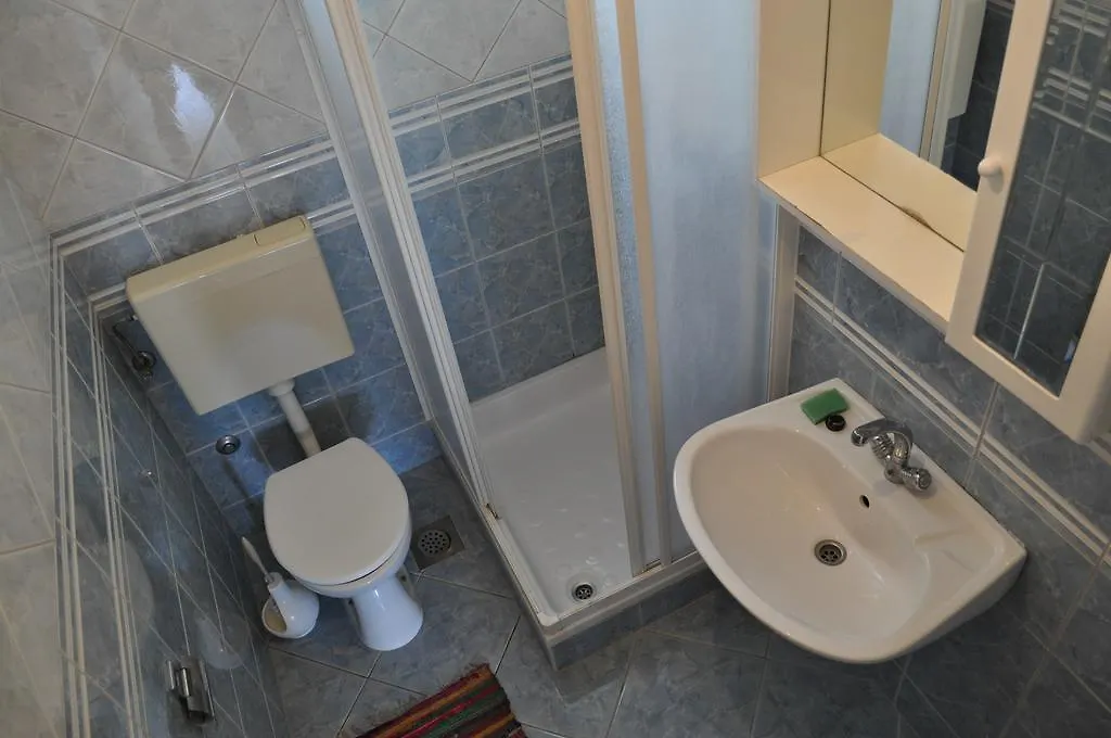 Apartments Petar Maksan Croatia