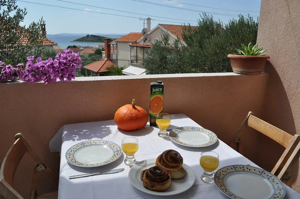 Apartments Petar Maksan Pakoštane
