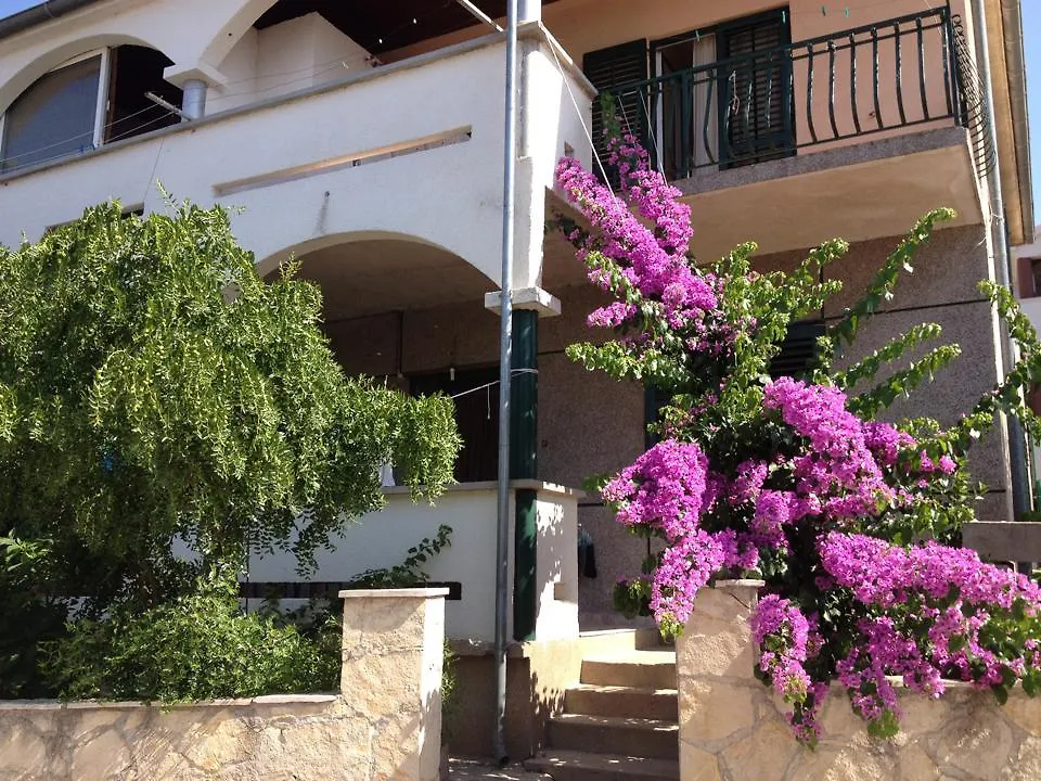 Apartments Petar Maksan Croatia
